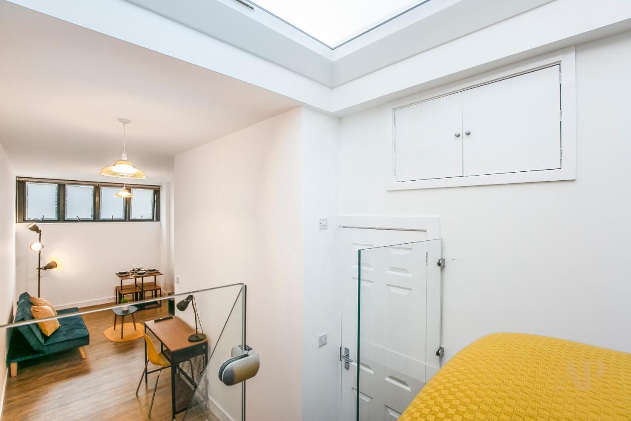 Split Level Studio Apartment In Camden London Luaran gambar