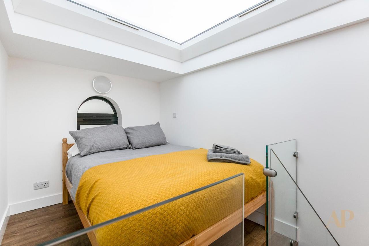 Split Level Studio Apartment In Camden London Luaran gambar